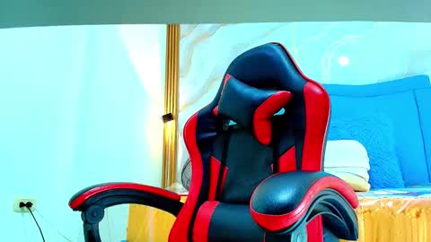 A N A P A U L A online show from March 18, 2026, 5:21 am