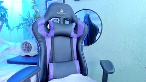 ana online show from December 15, 2024, 11:23 am