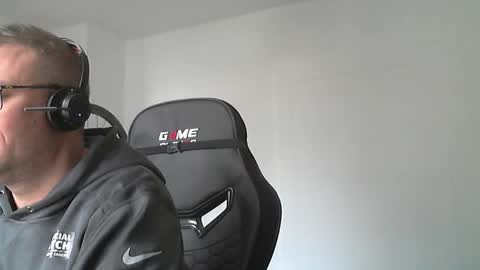 Andi online show from November 10, 2025, 9:52 am