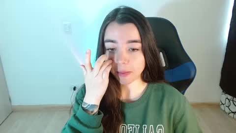 Snapshot of anarosse__ chatting on January 31, 2025, 12:51 pm ana 3 online show from January 31, 2025, 12:51 pm