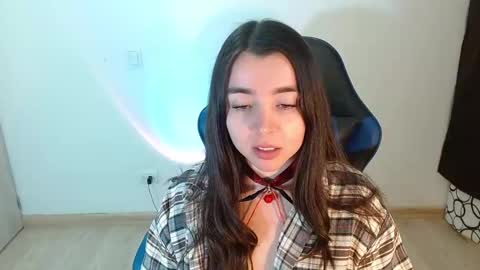 Snapshot of anarosse__ chatting on February 12, 2025, 5:15 am ana 3 online show from February 12, 2025, 5:15 am