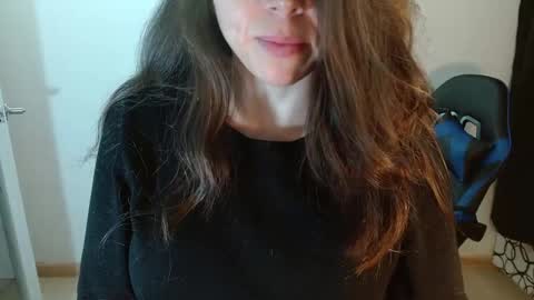 Snapshot of anarosse__ chatting on February 22, 2025, 12:49 am ana 3 online show from February 22, 2025, 12:49 am