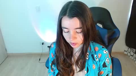 Snapshot of anarosse__ chatting on February 22, 2025, 3:47 pm ana 3 online show from February 22, 2025, 3:47 pm