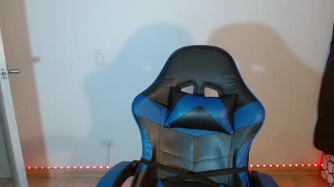 Snapshot of anarosse__ chatting on September 15, 2025, 12:54 am ana 3 online show from September 15, 2025, 12:54 am