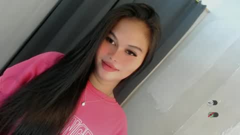 Snapshot of anaruru_ chatting on July 5, 2026, 1:18 pm ANA online show from July 5, 2026, 1:18 pm