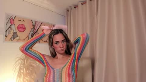 Ana online show from November 20, 2025, 7:46 pm