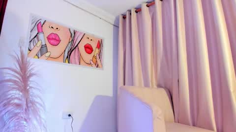 Snapshot of anaskinny chatting on February 14, 2026, 7:43 pm Ana online show from February 14, 2026, 7:43 pm