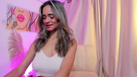 Snapshot of anaskinny chatting on April 4, 2026, 7:33 pm Ana online show from April 4, 2026, 7:33 pm