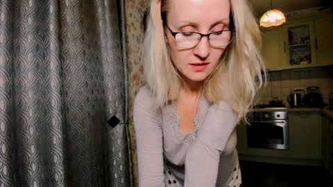 Anastasia online show from December 21, 2024, 1:32 pm