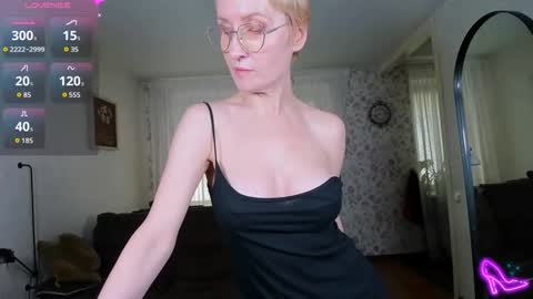 Anastasia online show from May 18, 2026, 5:13 am