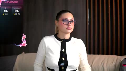 Snapshot of anastasyanoir chatting on November 30, 2025, 11:03 am AnastasyaNoir online show from November 30, 2025, 11:03 am