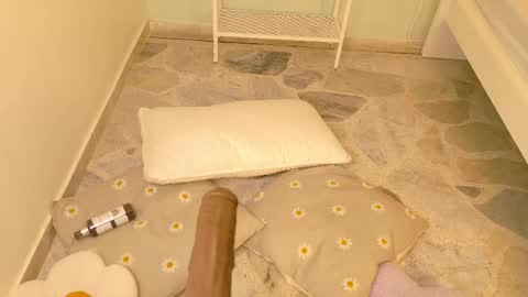 Snapshot of anavicc__ chatting on November 10, 2025, 11:20 am Kendra online show from November 10, 2025, 11:20 am