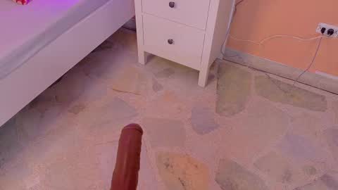 Snapshot of anavicc__ chatting on November 15, 2025, 10:23 am Kendra online show from November 15, 2025, 10:23 am