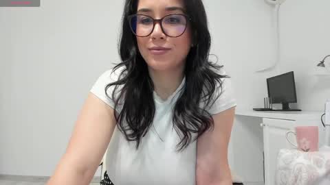 Snapshot of anayscaandy chatting on May 27, 2026, 3:58 am Andreea online show from May 27, 2026, 3:58 am