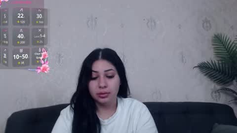 Anays online show from September 23, 2025, 2:58 am