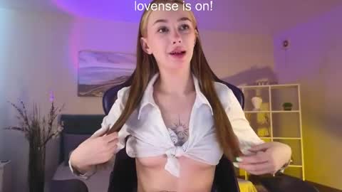 im Andarna dont forget give me thumbs up online show from May 2, 2026, 3:11 am