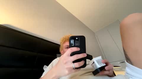 Snapshot of anddres_boss chatting on February 15, 2025, 12:11 pm Tell Me ANDRESS ----- online show from February 15, 2025, 12:11 pm