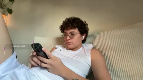 Snapshot of anddres_boss chatting on September 27, 2025, 9:25 am Tell Me ANDRESS ----- online show from September 27, 2025, 9:25 am