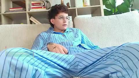 Snapshot of anddres_boss chatting on October 13, 2025, 12:16 pm Tell Me ANDRESS ----- online show from October 13, 2025, 12:16 pm