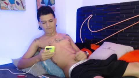 Snapshot of andersonz98 chatting on October 28, 2025, 2:59 am andersonZ98 online show from October 28, 2025, 2:59 am