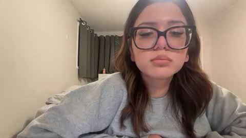 Snapshot of anditspinkxo chatting on June 18, 2026, 6:13 am anditspinkxo online show from June 18, 2026, 6:13 am