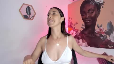 Snapshot of andre_sky_ chatting on December 15, 2025, 7:18 pm A l e online show from December 15, 2025, 7:18 pm