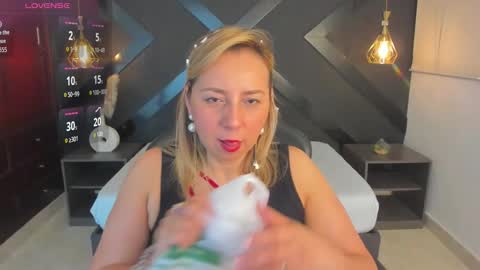 A N D R E online show from February 5, 2026, 2:27 am