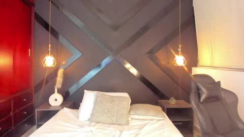 A N D R E online show from April 9, 2026, 6:19 am