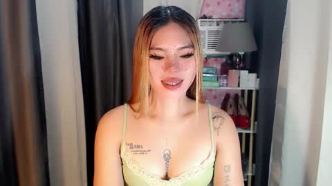 Snapshot of andrea06121998 chatting on April 20, 2026, 1:03 pm andrea06121998 online show from April 20, 2026, 1:03 pm