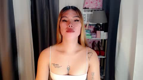 Snapshot of andrea06121998 chatting on April 25, 2026, 1:41 pm andrea06121998 online show from April 25, 2026, 1:41 pm