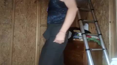 Miya online show from October 1, 2025, 8:53 am