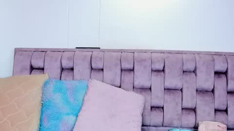 Andrea bigtits69 online show from April 14, 2026, 10:49 pm