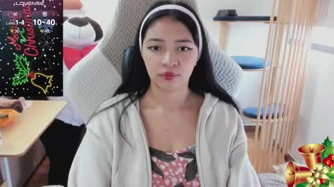 Snapshot of andrea_bonnie chatting on December 16, 2025, 11:26 am andrea_bonnie online show from December 16, 2025, 11:26 am