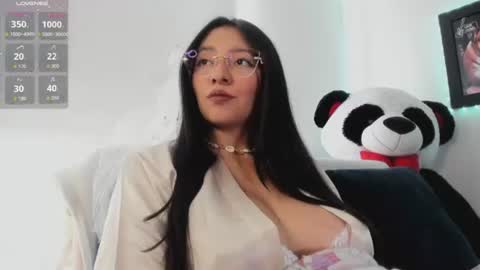 Snapshot of andrea_bonnie chatting on July 26, 2026, 5:20 pm andrea_bonnie online show from July 26, 2026, 5:20 pm