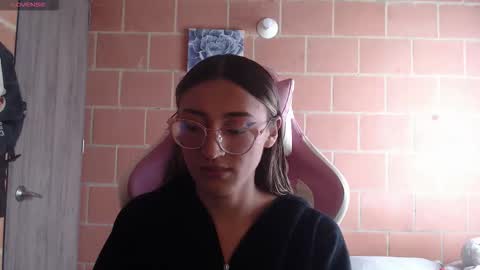 Andrea  online show from February 16, 2026, 3:19 pm