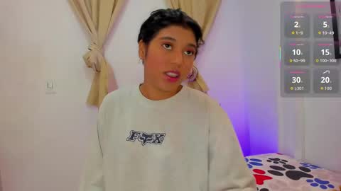 Snapshot of andrea_sancheez chatting on October 29, 2025, 6:42 pm Andrea online show from October 29, 2025, 6:42 pm