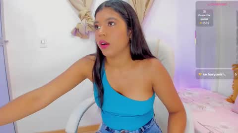 Snapshot of andrea_sancheez chatting on November 7, 2025, 8:09 pm Andrea online show from November 7, 2025, 8:09 pm