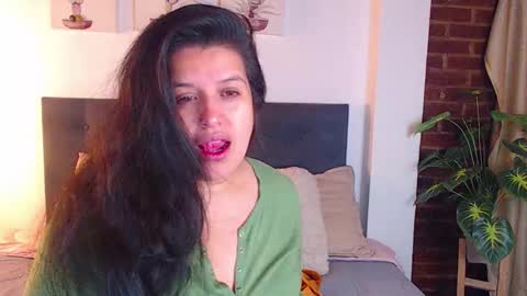 Snapshot of andrea_secret_ chatting on March 28, 2026, 1:54 pm ANDREA online show from March 28, 2026, 1:54 pm
