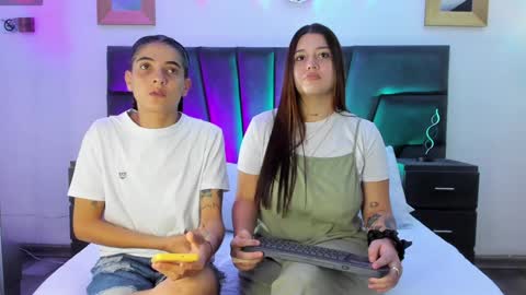 Andrea  Karina online show from January 14, 2025, 12:35 pm