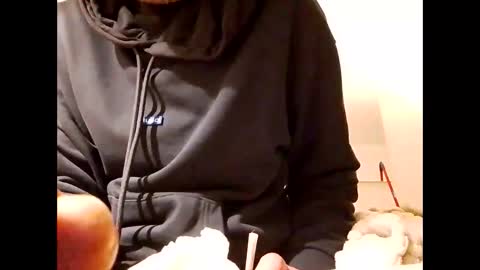 andreai1988 online show from April 14, 2026, 2:28 am