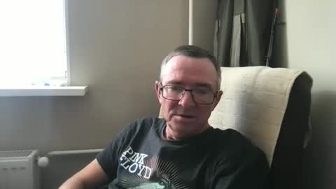 Snapshot of andreass60 chatting on September 24, 2025, 8:17 am andreass60 online show from September 24, 2025, 8:17 am