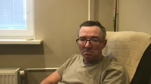 Snapshot of andreass60 chatting on November 18, 2025, 6:40 am andreass60 online show from November 18, 2025, 6:40 am