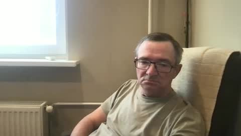 Snapshot of andreass60 chatting on November 27, 2025, 7:54 am andreass60 online show from November 27, 2025, 7:54 am