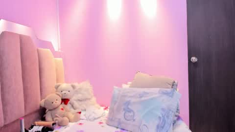 A n d r  e a S w e e t  online show from December 4, 2025, 7:55 pm