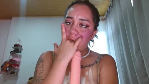 Snapshot of andrebigboobs chatting on February 21, 2025, 8:05 pm Andre online show from February 21, 2025, 8:05 pm