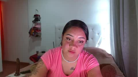 Snapshot of andrebigboobs chatting on February 24, 2025, 6:36 pm Andre online show from February 24, 2025, 6:36 pm