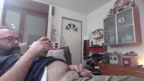 Andre online show from April 27, 2026, 8:18 pm