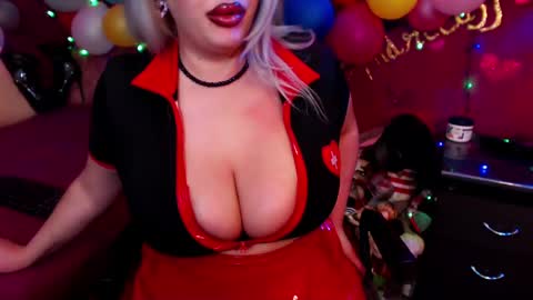 andreeajj online show from March 4, 2025, 11:00 pm