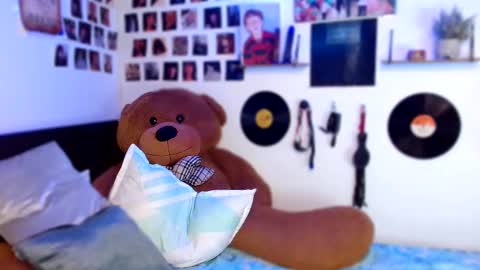 Andrew online show from March 3, 2025, 10:10 pm