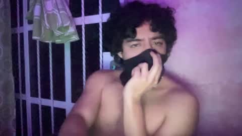 Snapshot of andrelabuda9 chatting on December 8, 2024, 2:49 am Andre Labuda online show from December 8, 2024, 2:49 am